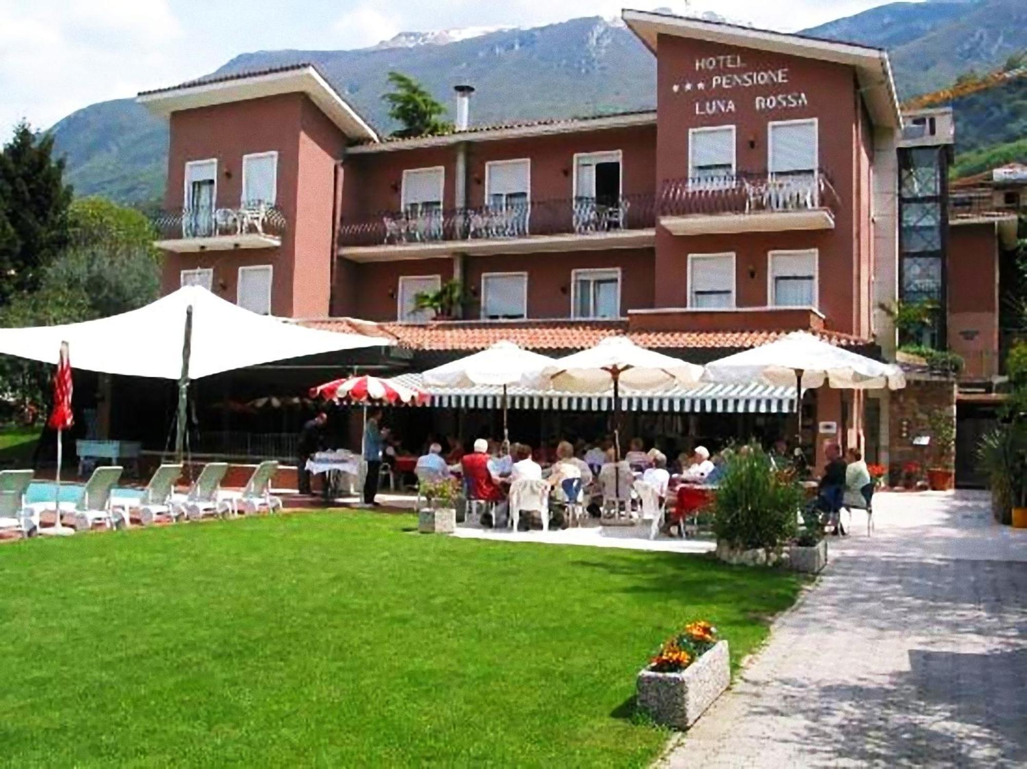 Hotel Luna Rossa (Adults Only) Malcesine Kültér fotó