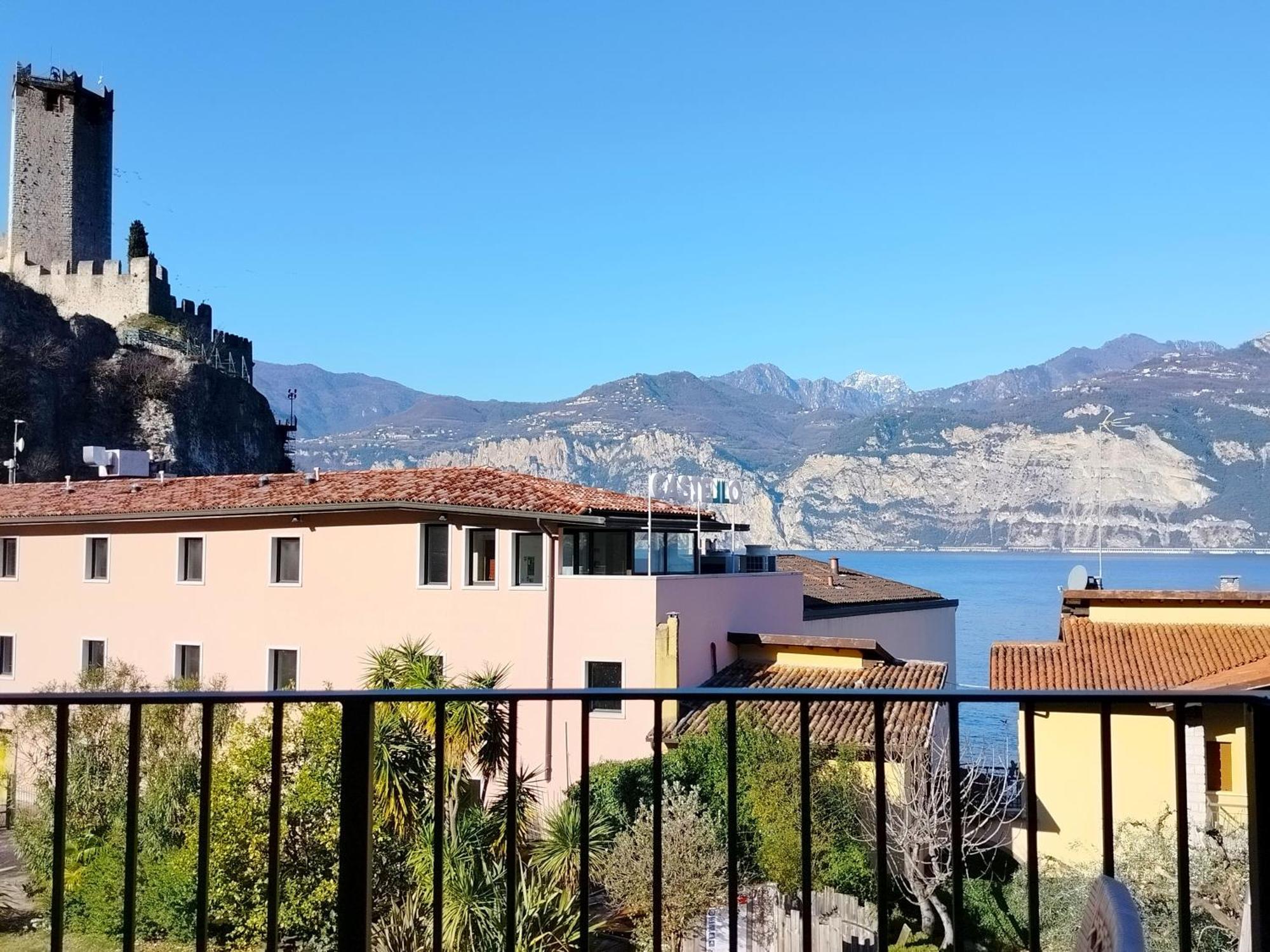 Hotel Luna Rossa (Adults Only) Malcesine Kültér fotó