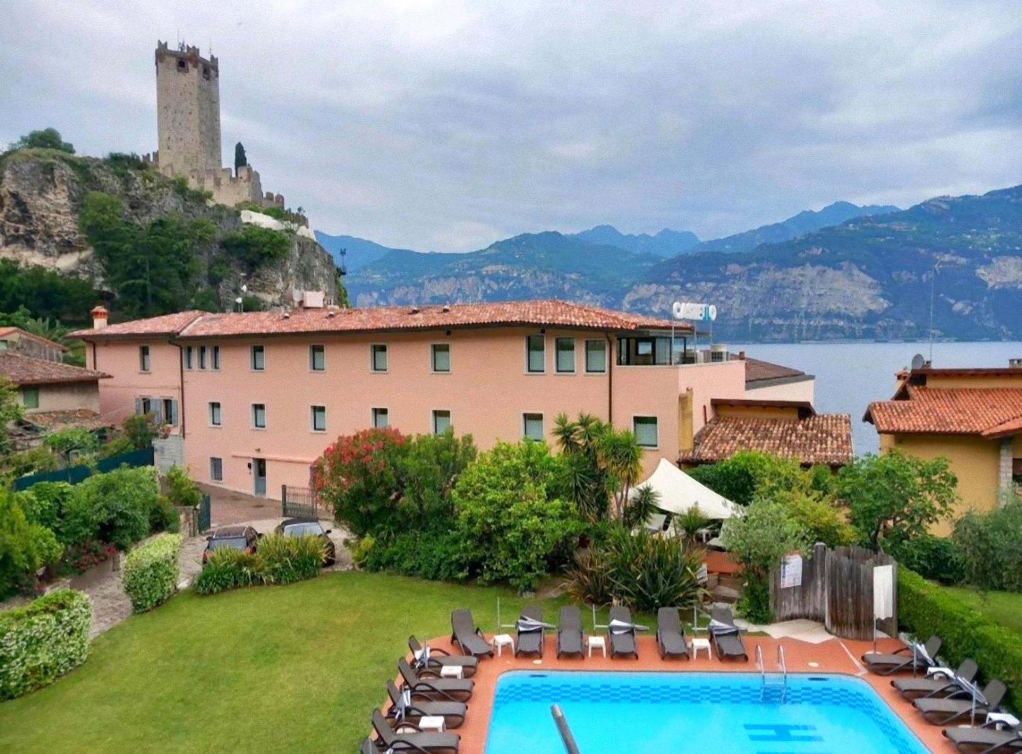Hotel Luna Rossa (Adults Only) Malcesine Kültér fotó